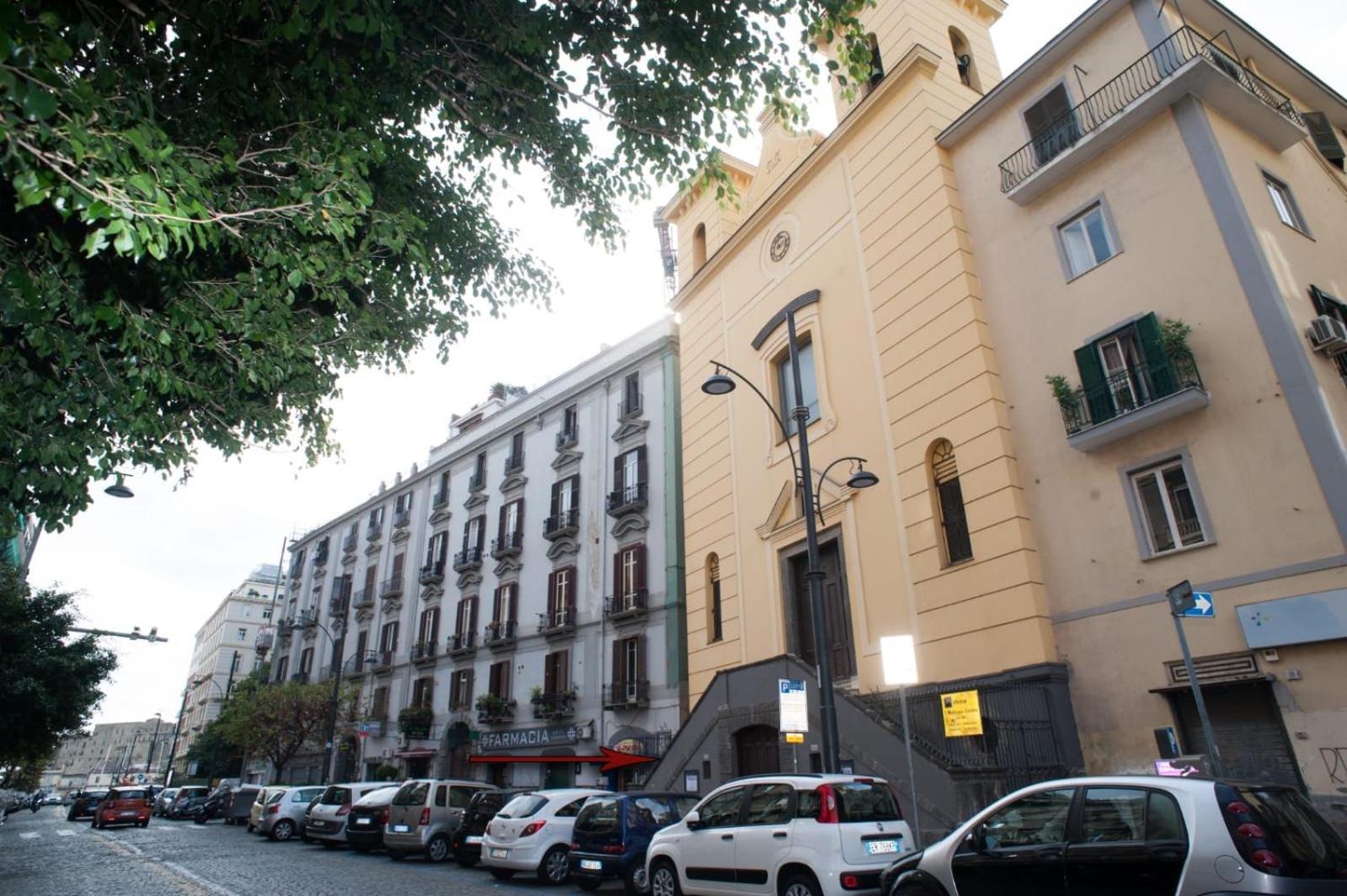 Simpa Apartment Napoli Bagian luar foto